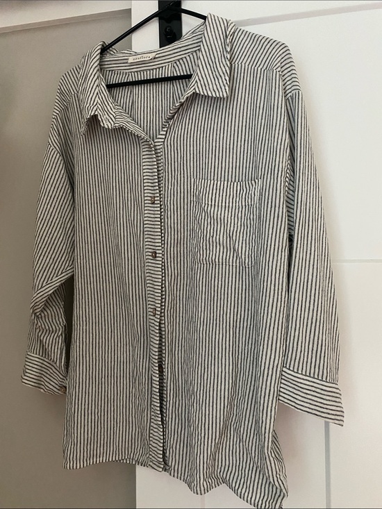 Neuflora Tops - Neuflora Striped Cotton Button Down